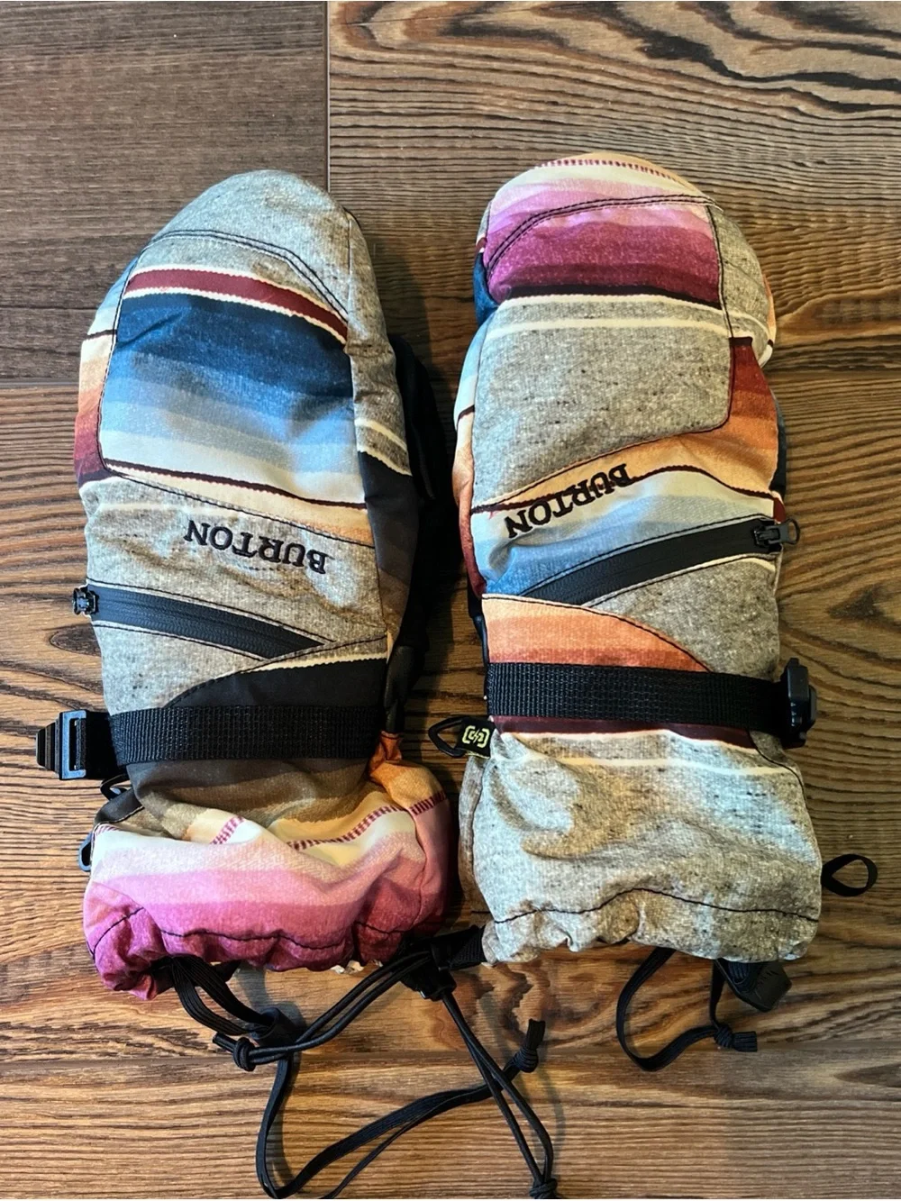 Burton WB Gore mitt GORE-TEX Waterproof Ski Mittens - Size Medium